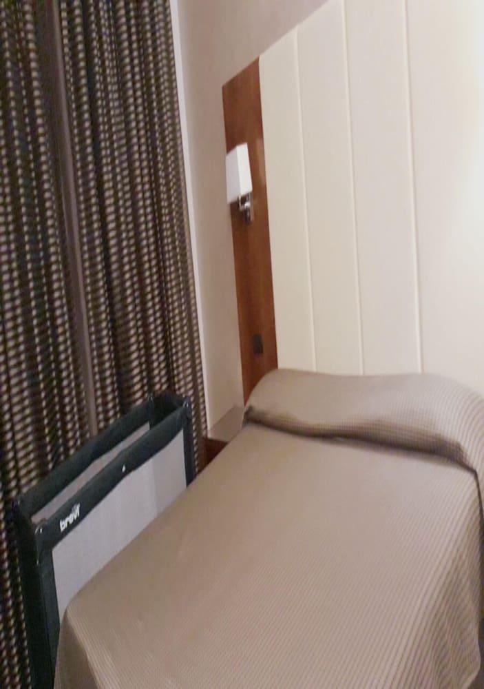 B＆B フェデリカズ ハウス イン ローマ エクステリア 写真